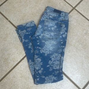 Cult of Individuality Lace Floral Printed Teaser Skinny